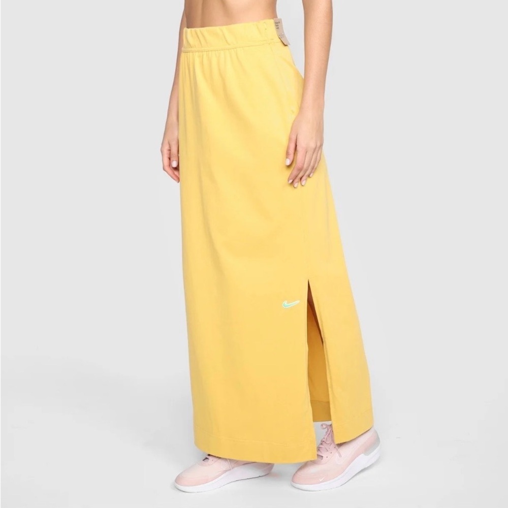 Nikeโ Sportswear Yellow Maxi Skirt Side Slit Size S Streetwear Colorblock Sporty